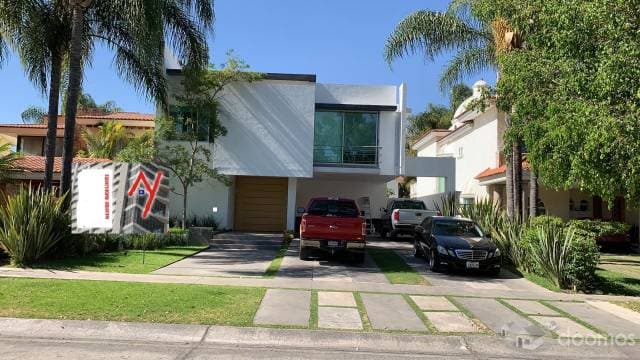 Venta de Casa en Valle Real — foto 1