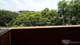 Tiene una superficie de construcción de 320 metros cuadrados