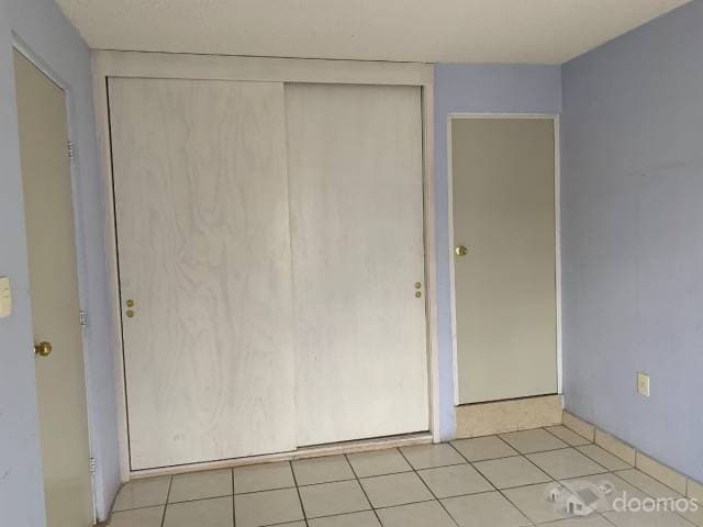 AMPLIA Y AGRADABLE CASA EN RENTA EN COLINAS DE PLATA — foto 13