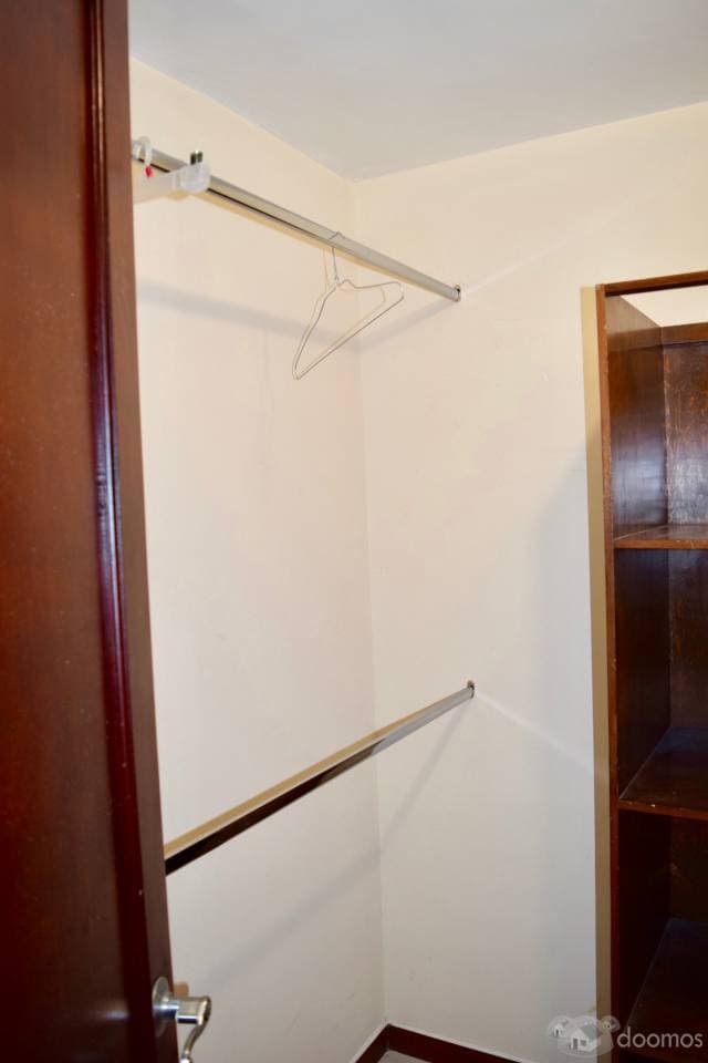 Cuarto tipo Loft en casa Compartida — foto 4