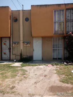 En venta magnífica casa económica de 3 recamaras, en privada, Villas de Chalco
