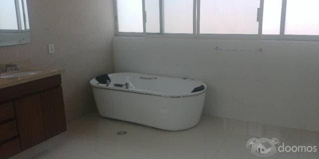 CASA NUEVA EN VENTA CD. BUGAMBILIAS 1a. SECCION  $ 8,700,000.00 PRECIO NEGOCIABLE — foto 10