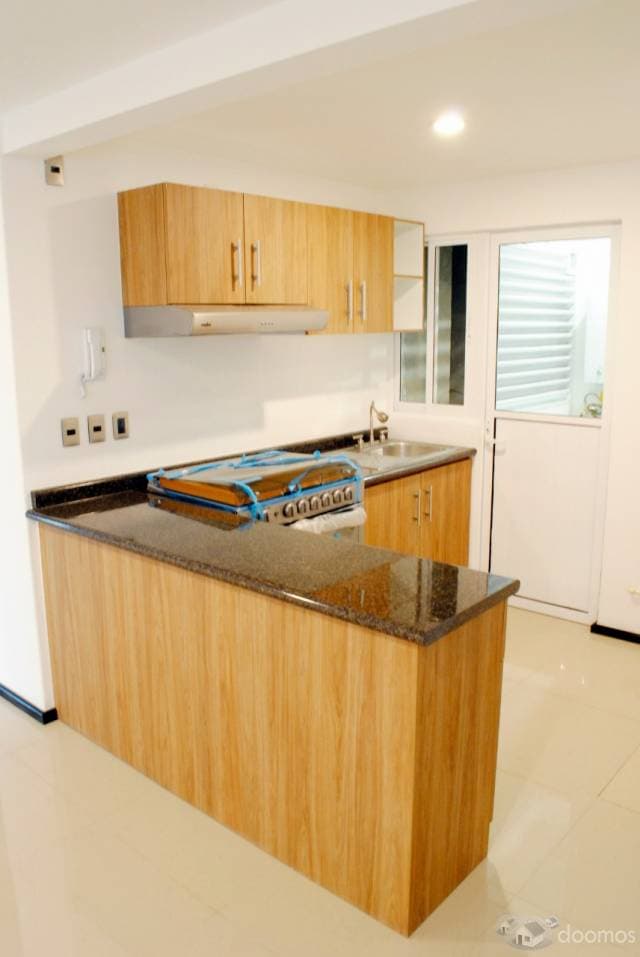 DEPARTAMENTO CON BALCÓN — foto 5