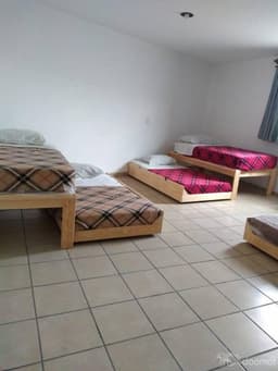 RENTA DE HERMOSA CASA CON CAPACIDAD DE HASTA 24-26 PERSONAS.