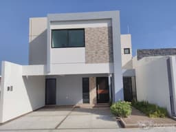 se vende Excelente casa nueva en Lomas de la Rioja