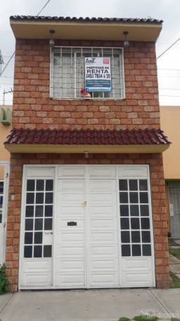 En Venta Hermosa Casa Equipada de 3 recamaras, Los Héroes Tecámac VI Secc.