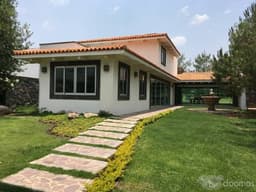Casa nueva en club de golf El Bosque de Gran Jardín; trato directo