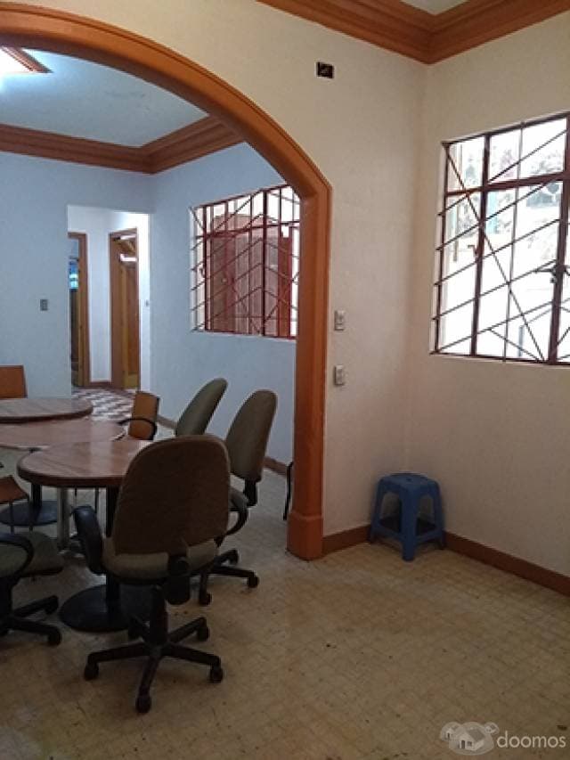 Casa habitación con posible comercio en planta baja — foto 7