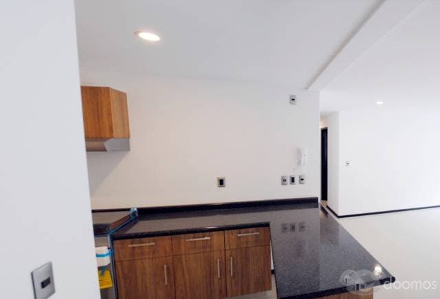DEPARTAMENTO DE LUJO CON TERRAZA — foto 4