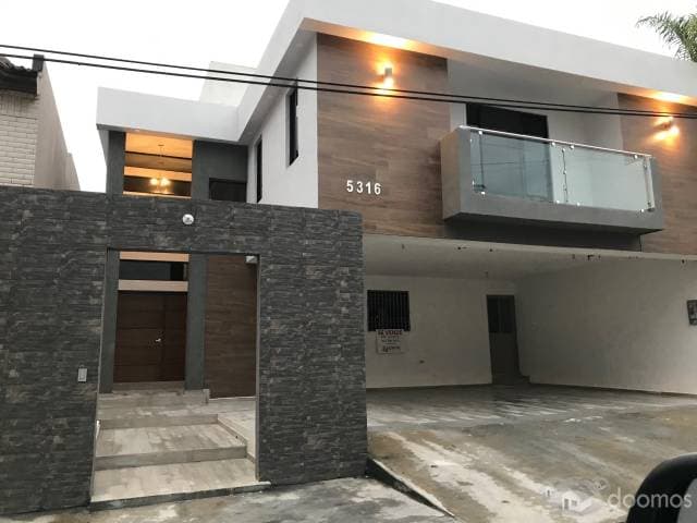 CASA LAGOS DEL BOSQUE MTY N L Remodelada — foto 1