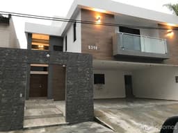 CASA LAGOS DEL BOSQUE MTY N L Remodelada