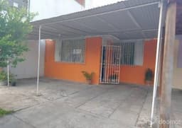 CASA EN VENTA EN LA COLONIA CHICHICAPA CALLE ARISTA