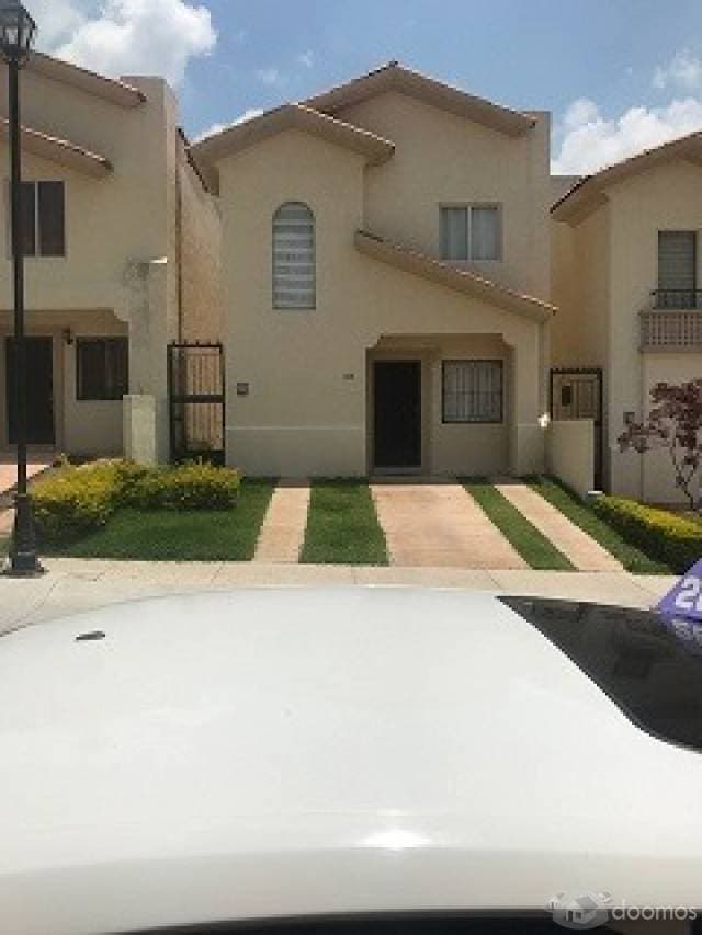 Casa en Renta en Alta California — foto 1