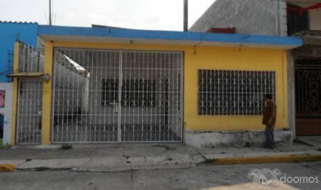 CASA EN VENTA EN LA COLONIA OBRERA — foto 1