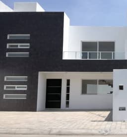 Preciosa Casa en Residencial Santa Fé