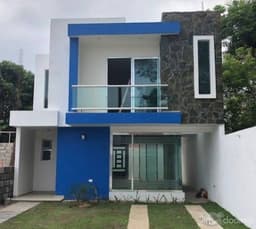 VENTA DE CASA EN LA COLONIA QUINTIN ARAUZ DE PARAISO
