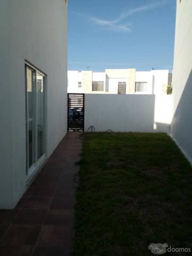 Casa en renta Irapuato Gto. dos plantas — foto 3