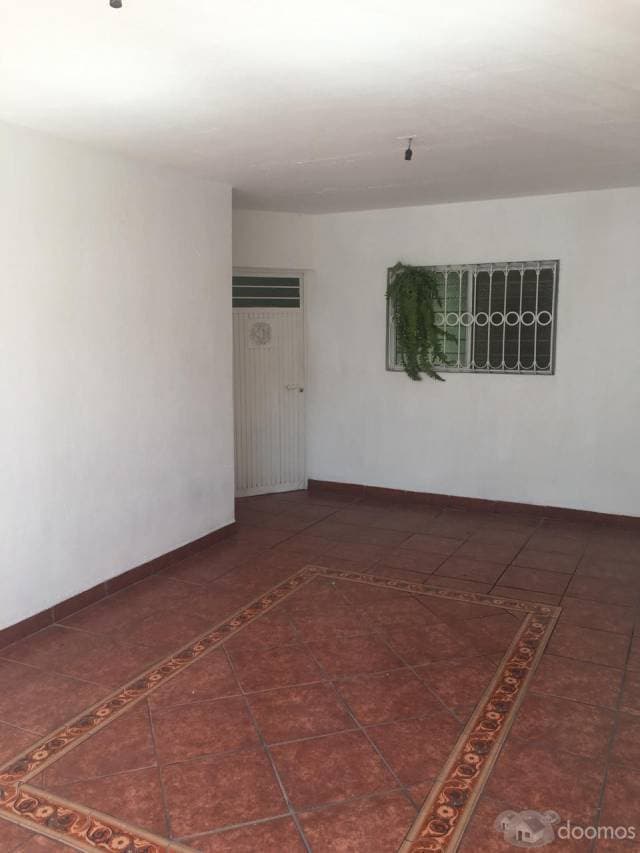 Casa en Venta en La Col. Rancho Nuevo — foto 2