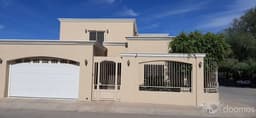 EN VENTA PRECIOSA CASA EN VERSALLES