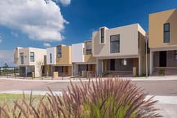HERMOSA CASA EN VENTA EN ZIBATA