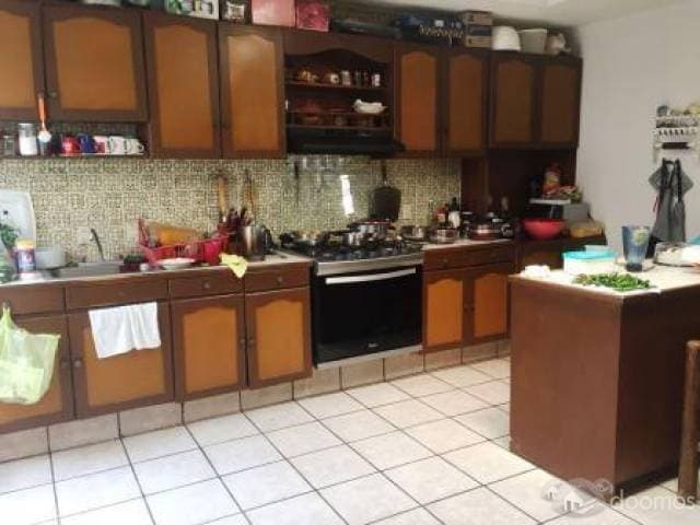 SE RENTA HERMOSA CASA EDIFICADA EN UN PISO — foto 11