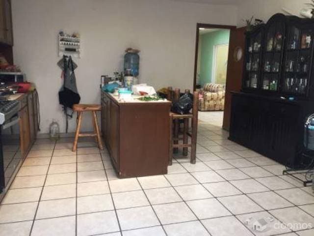 SE RENTA HERMOSA CASA EDIFICADA EN UN PISO — foto 12