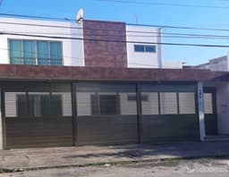 Casa de 3 recámaras en excelente ubicación