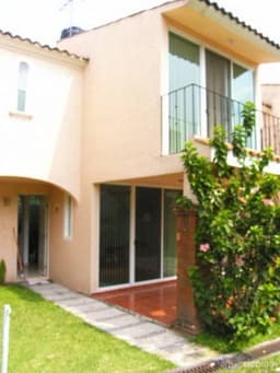 SE RENTA CASA EN CUAUTLA MORELOS BIEN UBICADA
