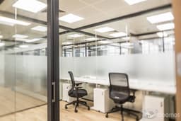 Un ambiente de oficina con el tamaño perfecto para ti