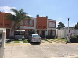 CASA RESIDENCIAL BOSQUES DE LOS HEROES