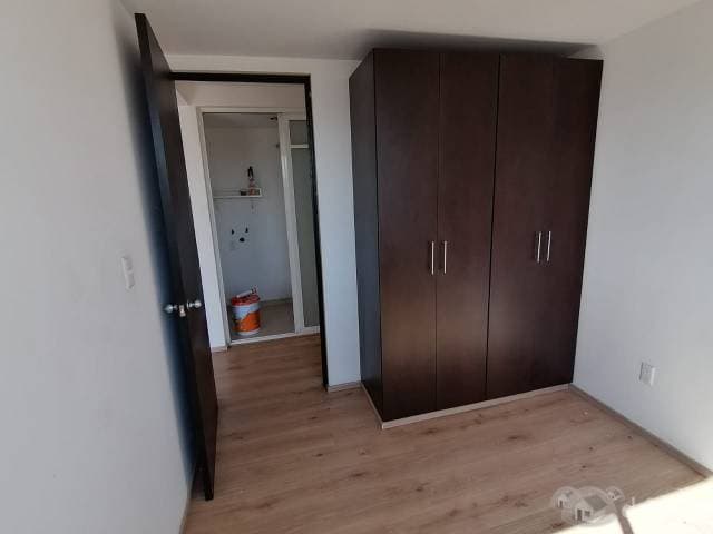 Remato departamento con excelente ubicación — foto 5