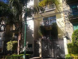 SUPER ILUMINADO, FACIL ACCESO, MUY SEGURO DISTRIBUCION MUY FUNCIONAL