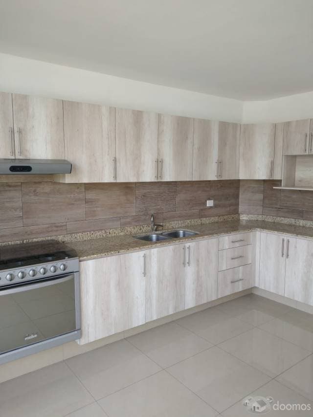Excelente casa de 1 piso en Fracc. — foto 2
