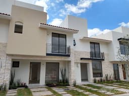 Vendo Casa En Marroka Residencial, Al Sur-este De León Gto