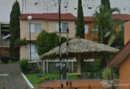 BONITA CASA DE 2 PLANTAS EN PRIVADA COL POTRERO VERDE SE ACEPTAN CREDITOS