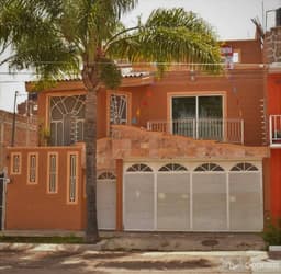 CASA EN VENTA ATRAS DEL HOSPITAL SILOE