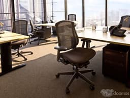 Trabaje a su manera en una oficina privada para cinco
