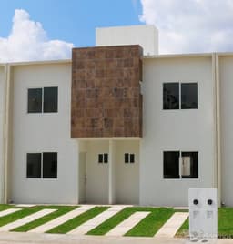 JARDINES 3, SEMI-AMUEBLADA, 2 RE, 2 BAÑOS,CTRO LAVADO, COCINA EQUIP, ALBERCA,SEG 24/7