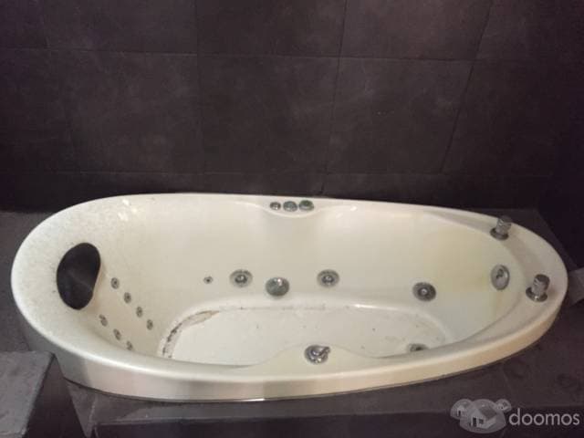 CASA CON EXCELENTES ACABADOS — foto 8
