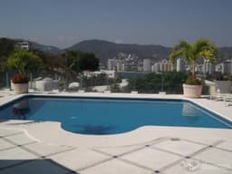 MARINA LAS BRISAS CASA SOLA VENTA Y RENTA VACACIONAL CON VISTA A LA BAHÍA
