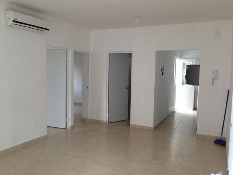 SEMI-AMUEBLADA / DEPARTAMENTO REAL IBIZA — foto 5