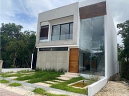 Casa en Venta en Vía Cumbres Cancún