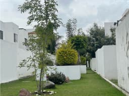 Casa amueblada en renta atras de Plaza San Diego