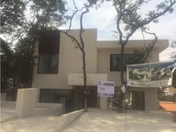 Casa nueva en venta en Zona Esmeralda en Condado de Sayavedra