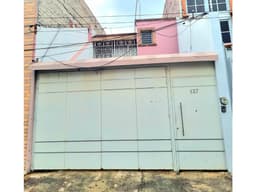 Casa céntrica en venta en calle Madero en Zamora, Michoacán