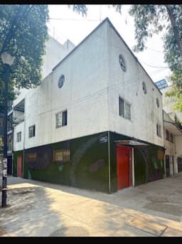 CASA EN RENTA EN CALLE DANUBIO CON USO DE SUELO