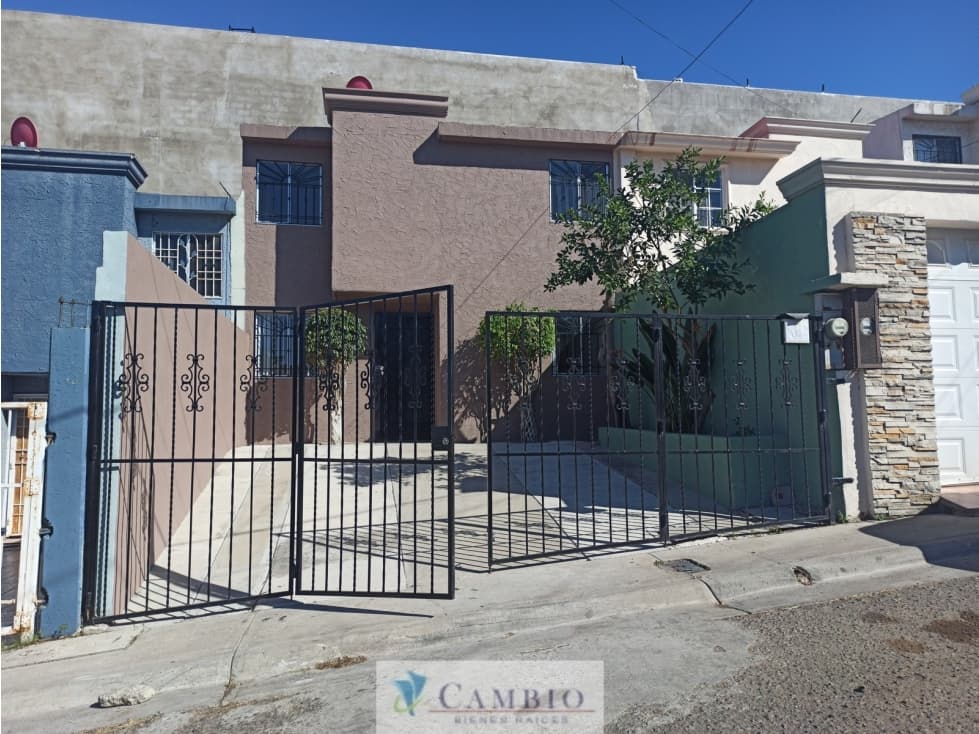 SE RENTA CASA EN PORTICOS DE SAN ANTONIO — foto 2