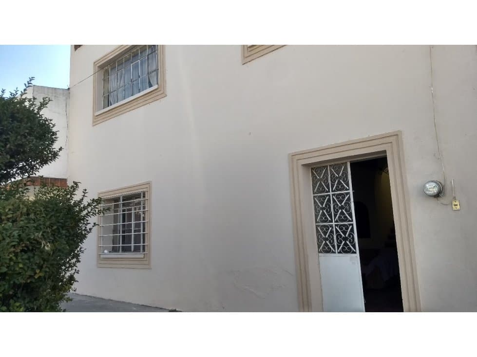 SE RENTA CASA EN APIZACO CENTRO — foto 1