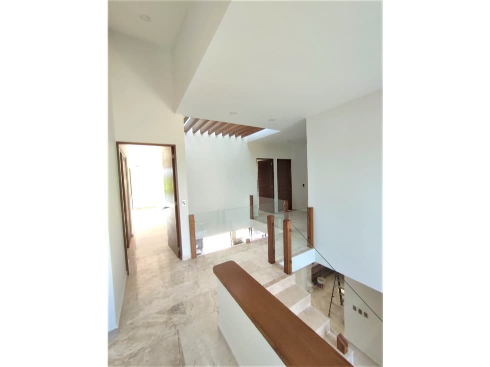 MODERNA CASA EN PARAISO, ACABADOS DE LUJO — foto 5
