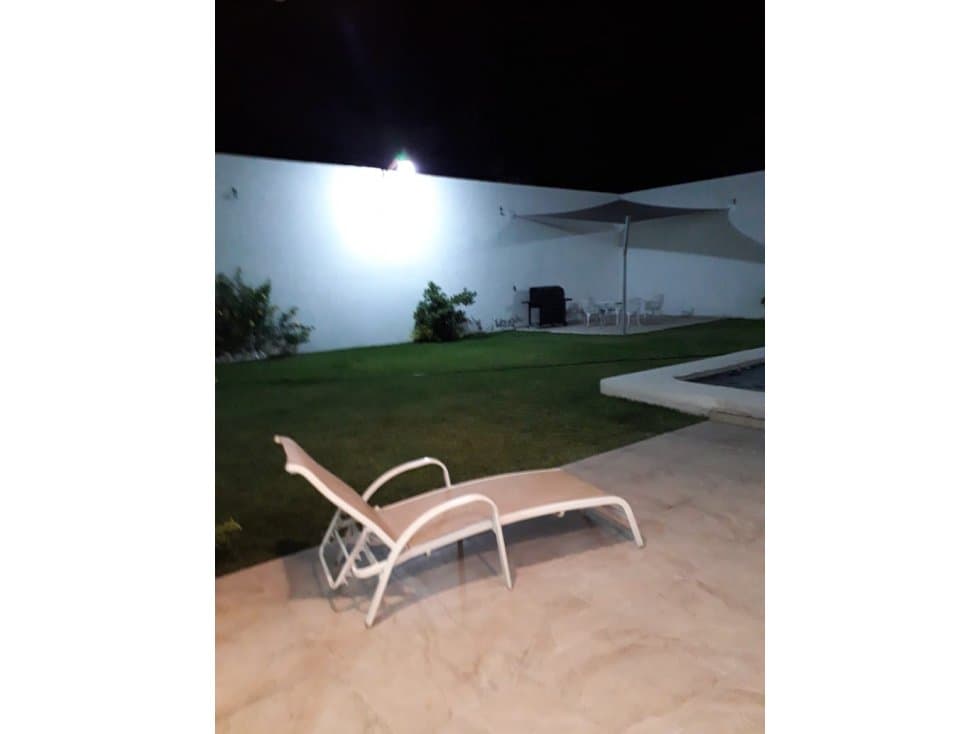 ESPECTACULAR CASA CON GRAN ILUMINACIÓN — foto 6
